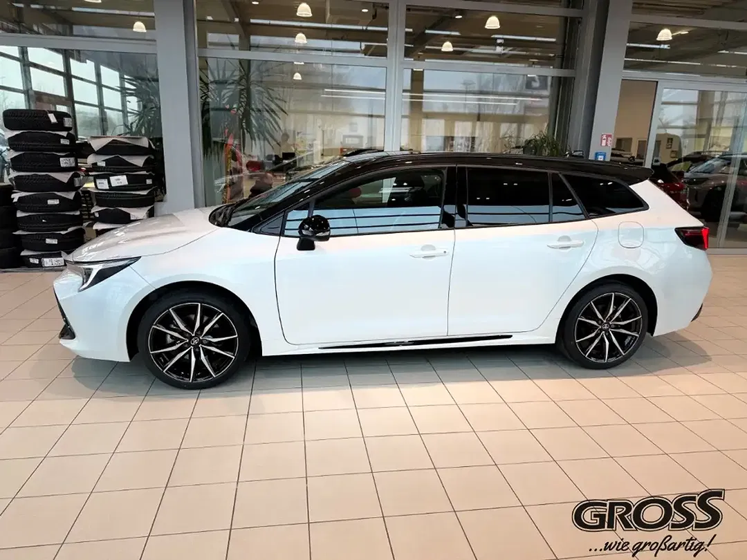 Toyota Corolla - Thumbnail 10