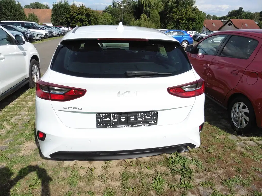 Kia Ceed / cee'd - Thumbnail 11
