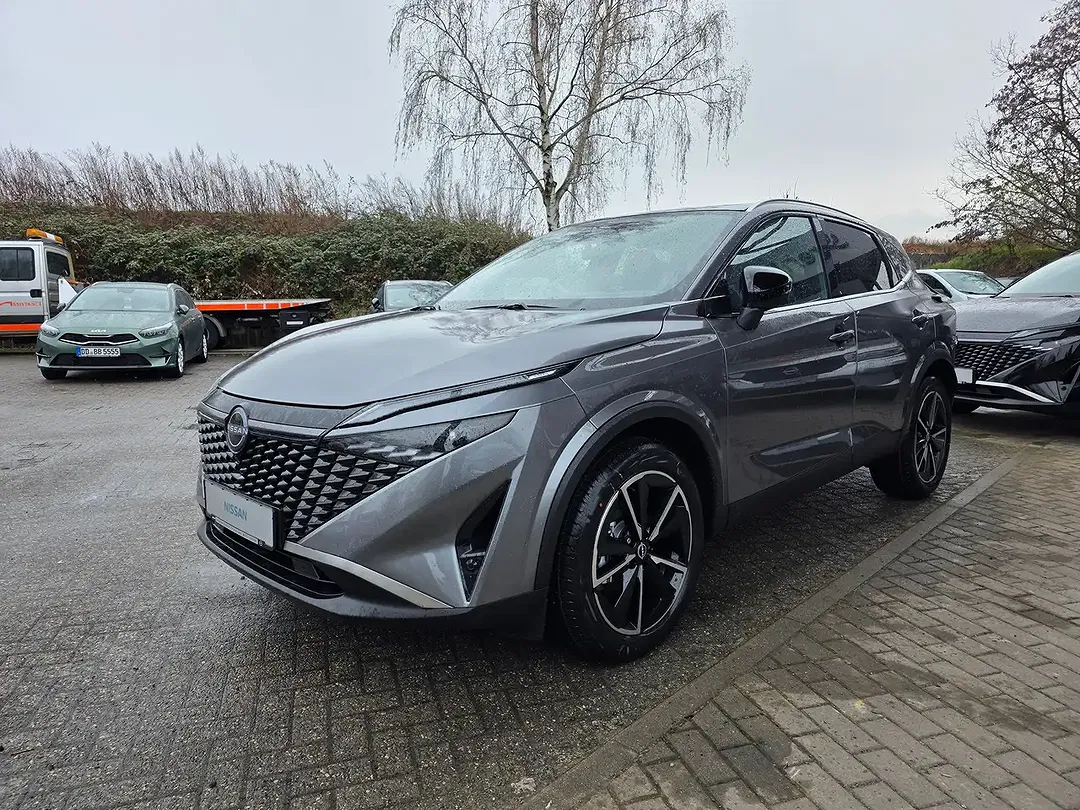 Nissan Qashqai - Thumbnail 2
