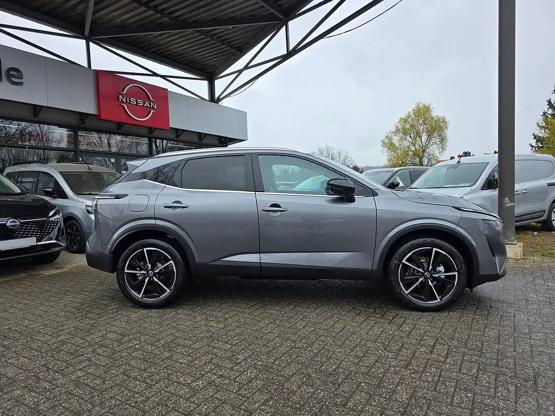 Nissan Qashqai - Thumbnail 4