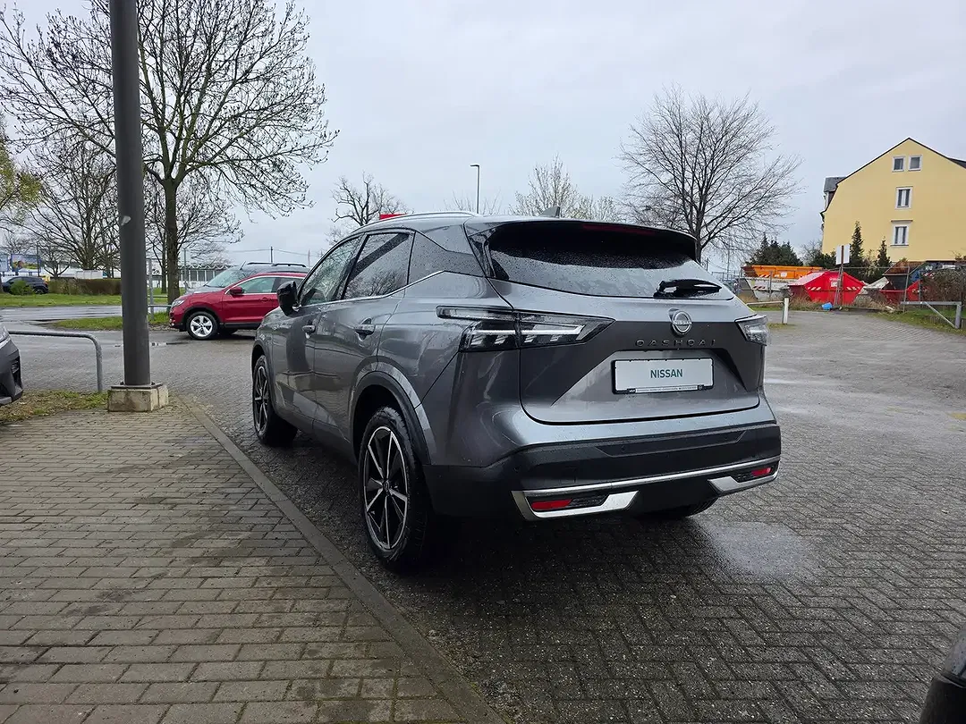 Nissan Qashqai - Thumbnail 6