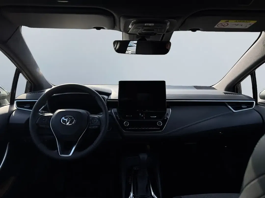 Toyota Corolla - Thumbnail 8