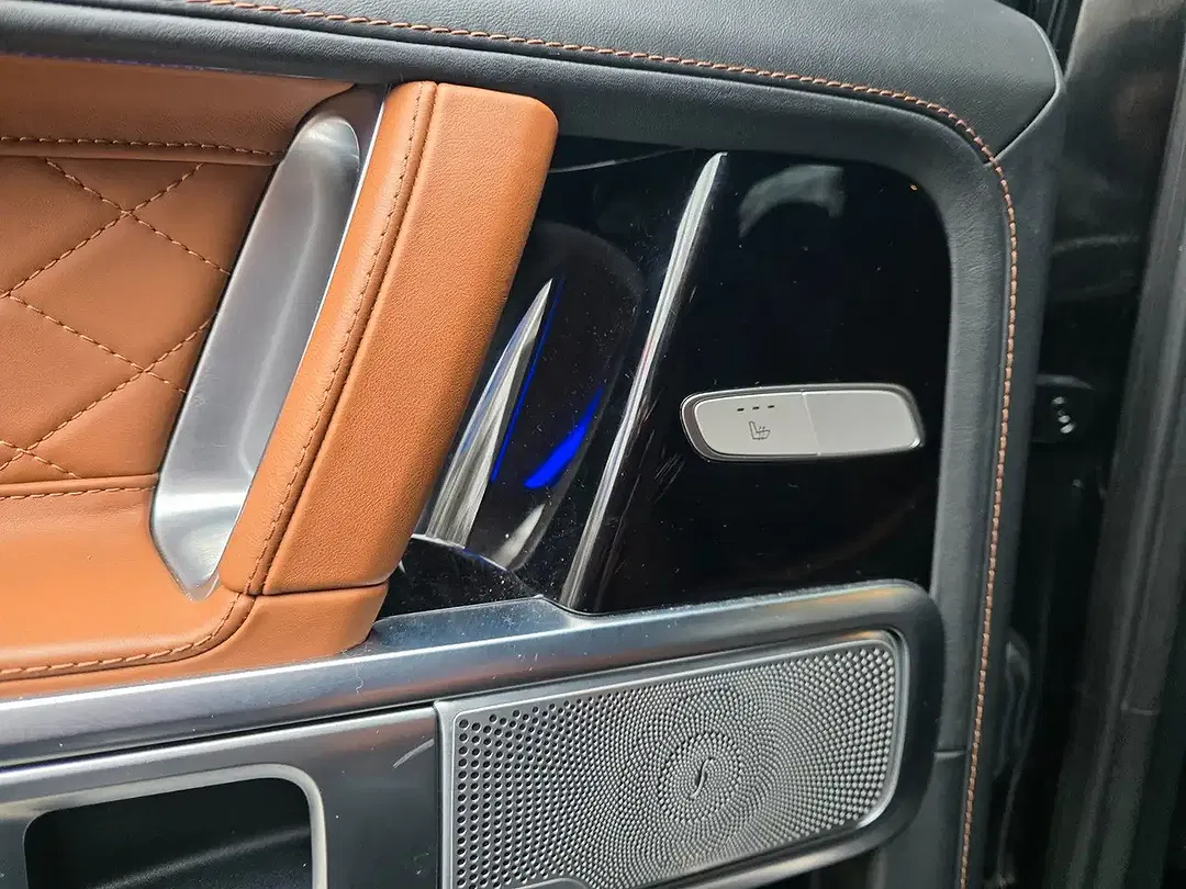 Mercedes-Benz G 500 - Thumbnail 12