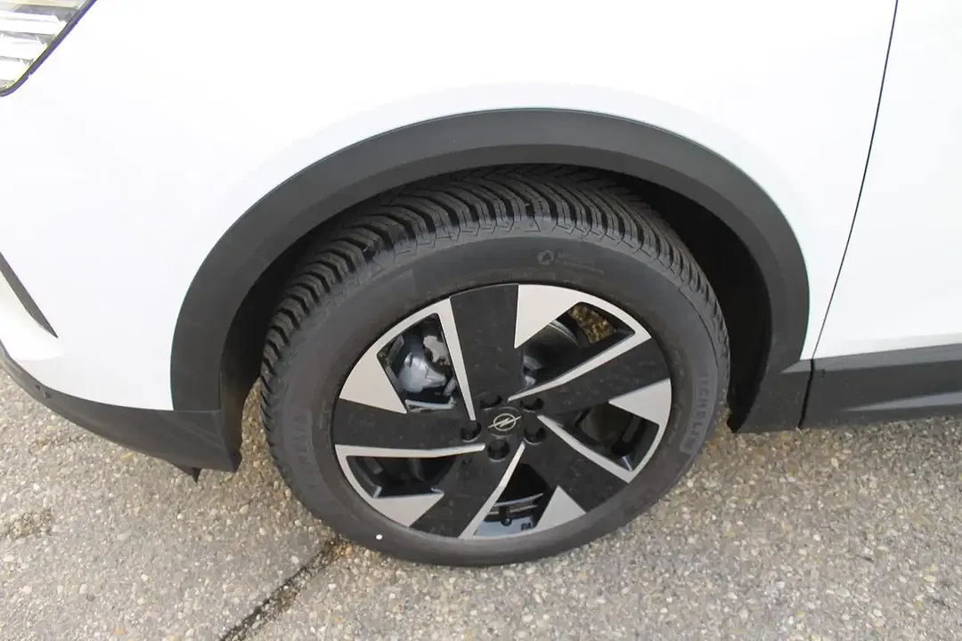 Opel Grandland - Thumbnail 4