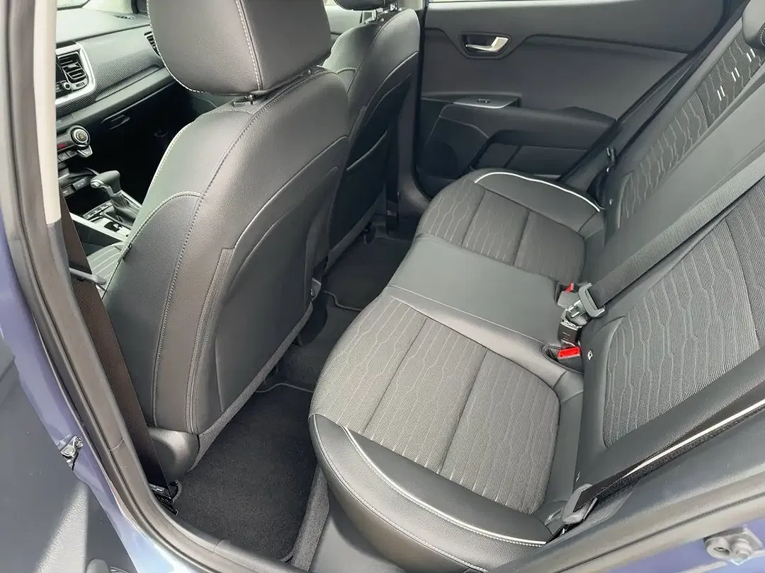 Kia Stonic - Thumbnail 8
