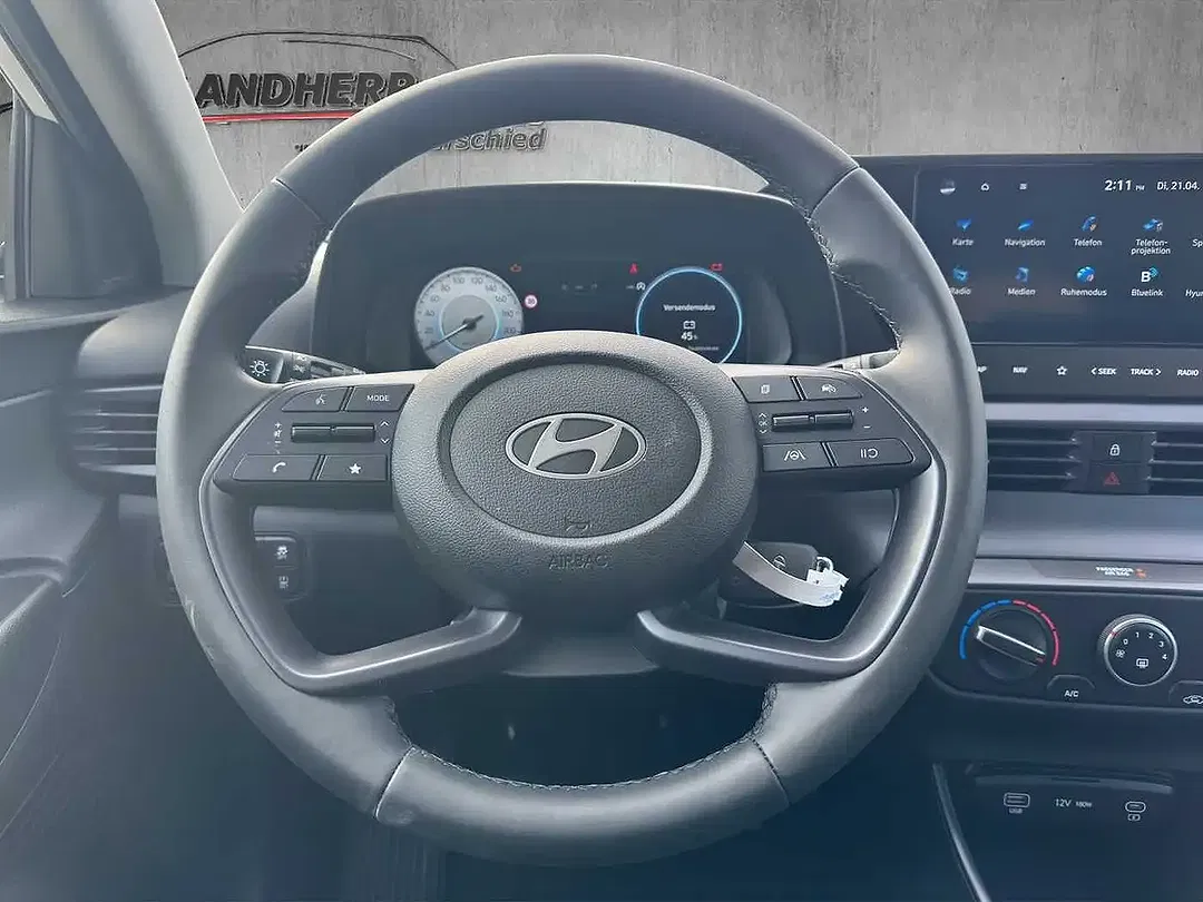 Hyundai i20 - Thumbnail 4