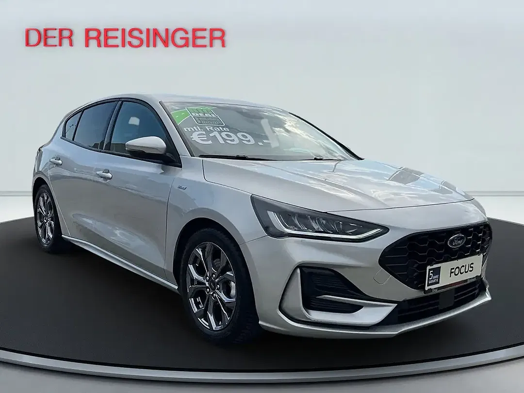 Ford Focus - Thumbnail 7