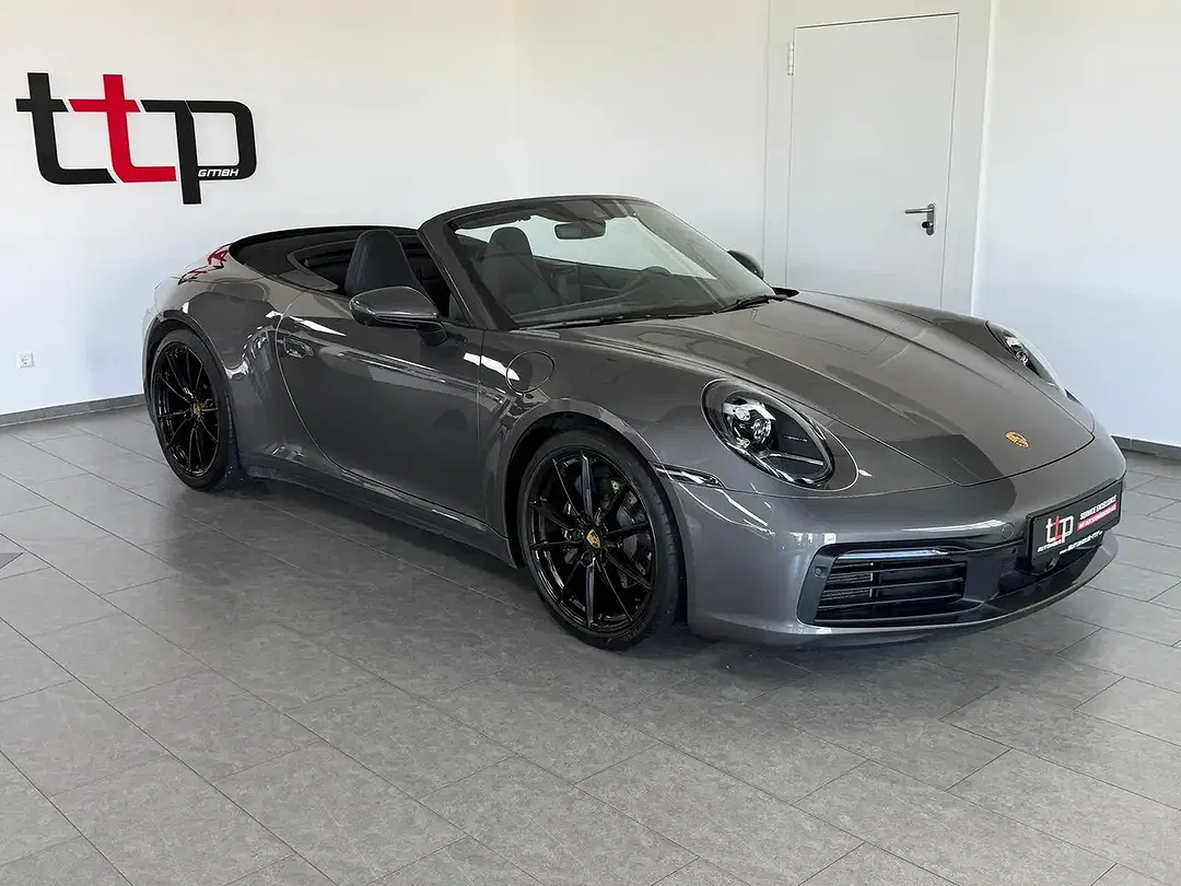 Porsche 992 - Thumbnail 2