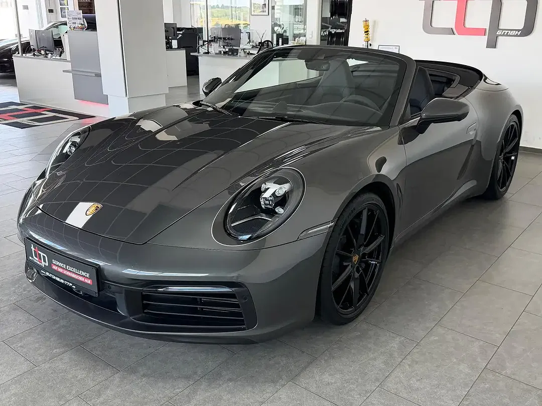 Porsche 992 - Thumbnail 4