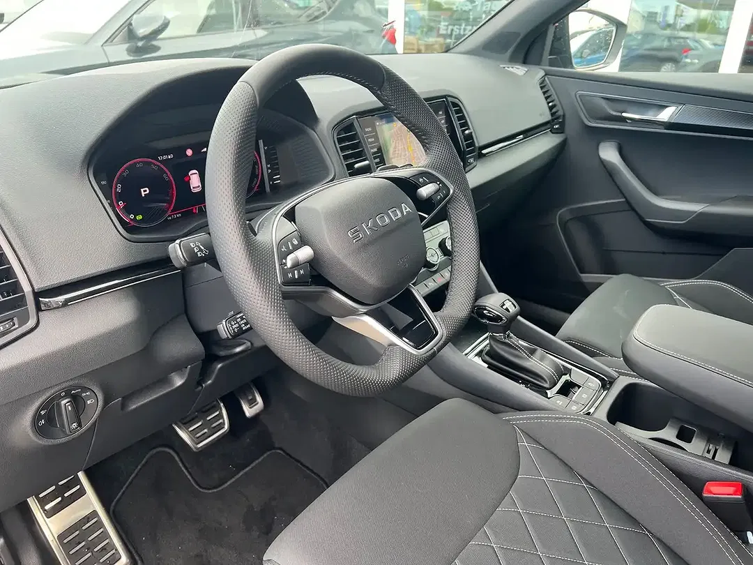 Skoda Karoq - Thumbnail 8