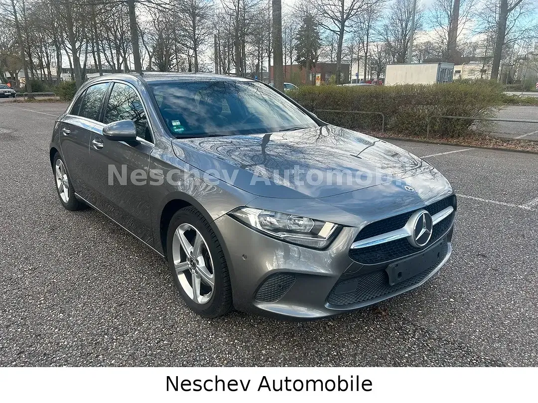 Mercedes-Benz A 200 - Thumbnail 10