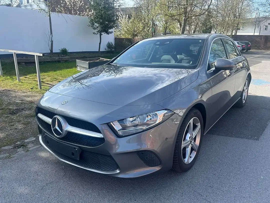 Mercedes-Benz A 200 - Thumbnail 2