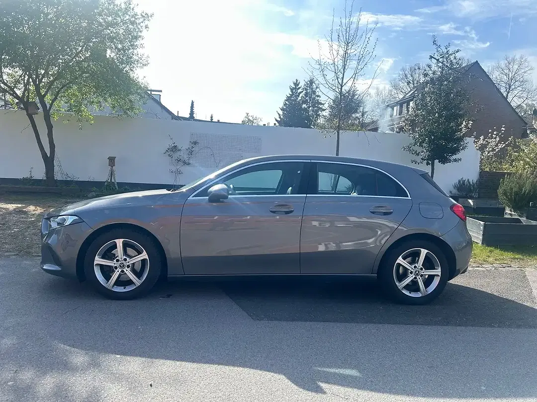 Mercedes-Benz A 200 - Thumbnail 3