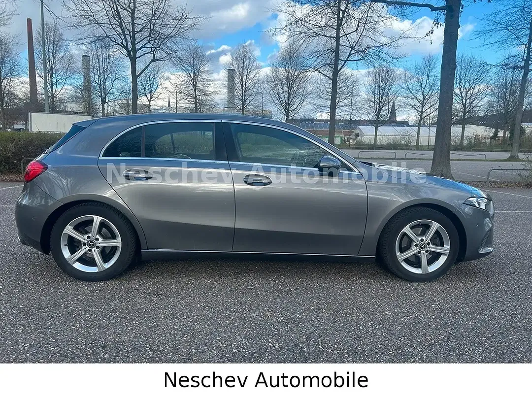 Mercedes-Benz A 200 - Thumbnail 8