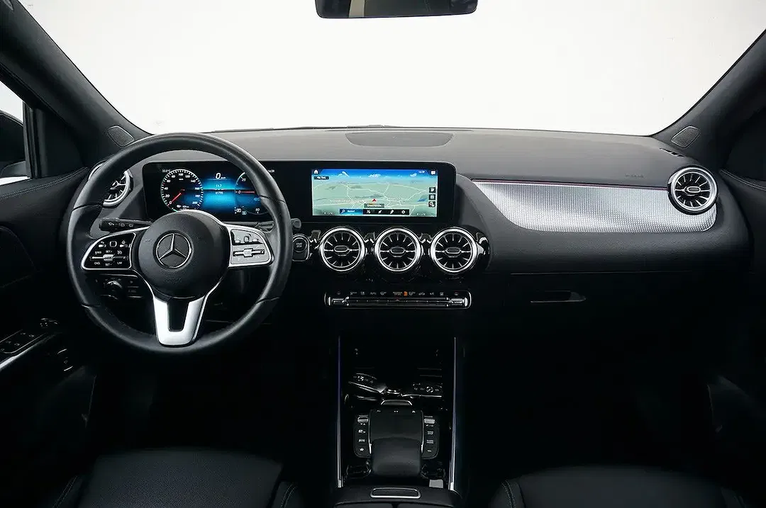 Mercedes-Benz EQA - Thumbnail 10