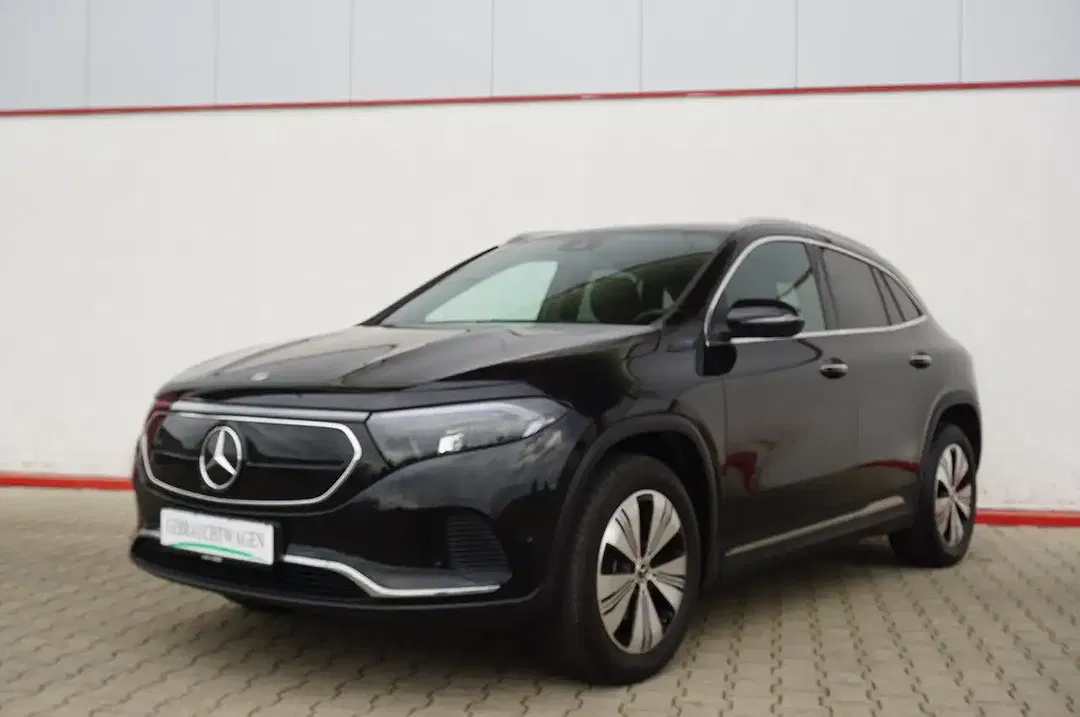 Mercedes-Benz EQA - Thumbnail 4