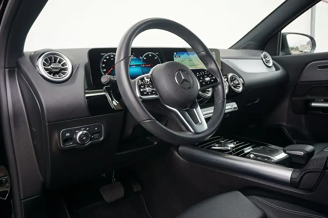 Mercedes-Benz EQA - Thumbnail 7