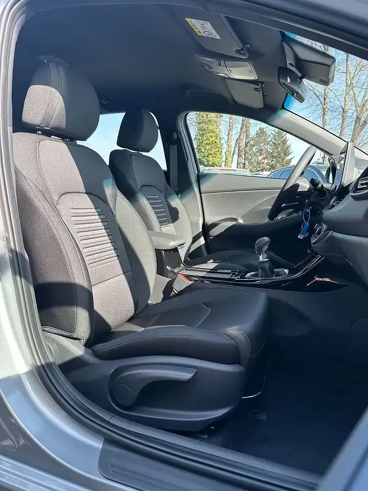 Hyundai i30 - Thumbnail 6