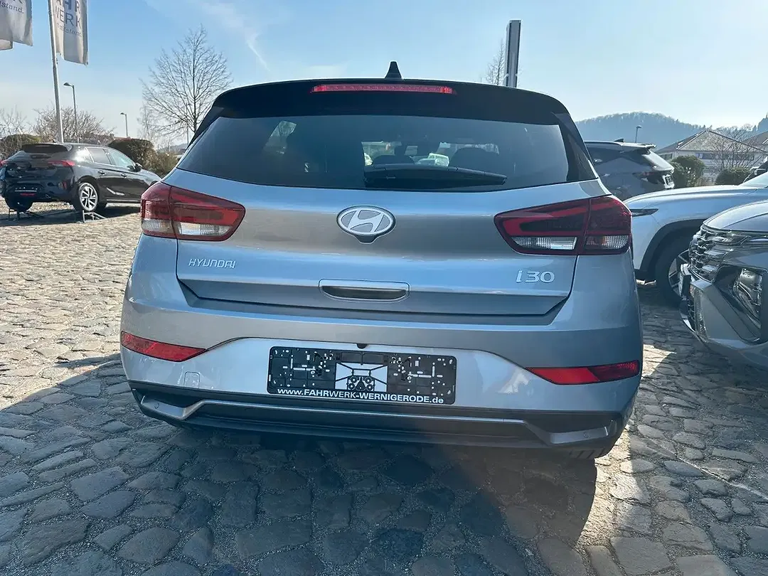 Hyundai i30 - Thumbnail 9