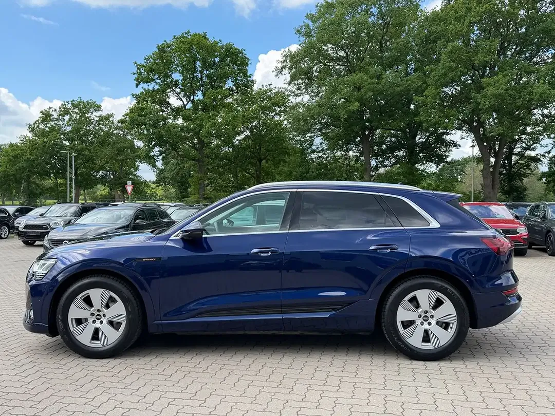 Audi e-tron - Thumbnail 5