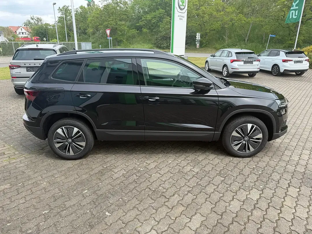 Skoda Karoq - Thumbnail 5