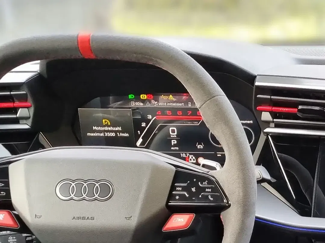 Audi RS3 - Thumbnail 12