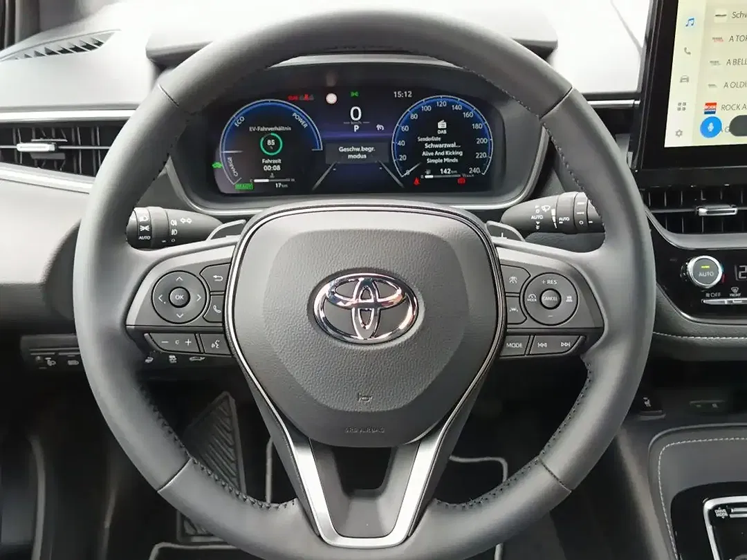 Toyota Corolla - Thumbnail 10