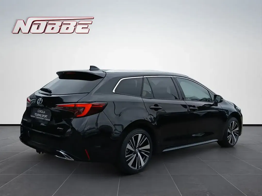 Toyota Corolla - Thumbnail 5