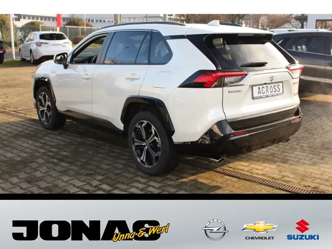 Suzuki Across - Thumbnail 8