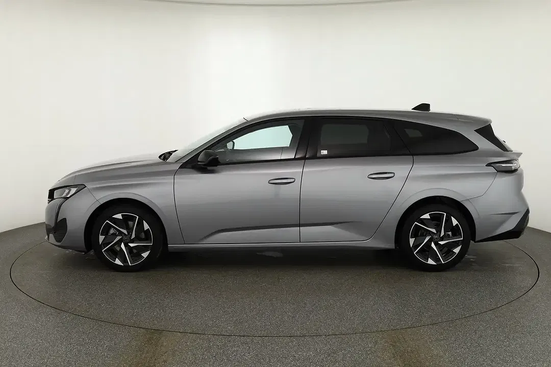 Peugeot 308 - Thumbnail 1