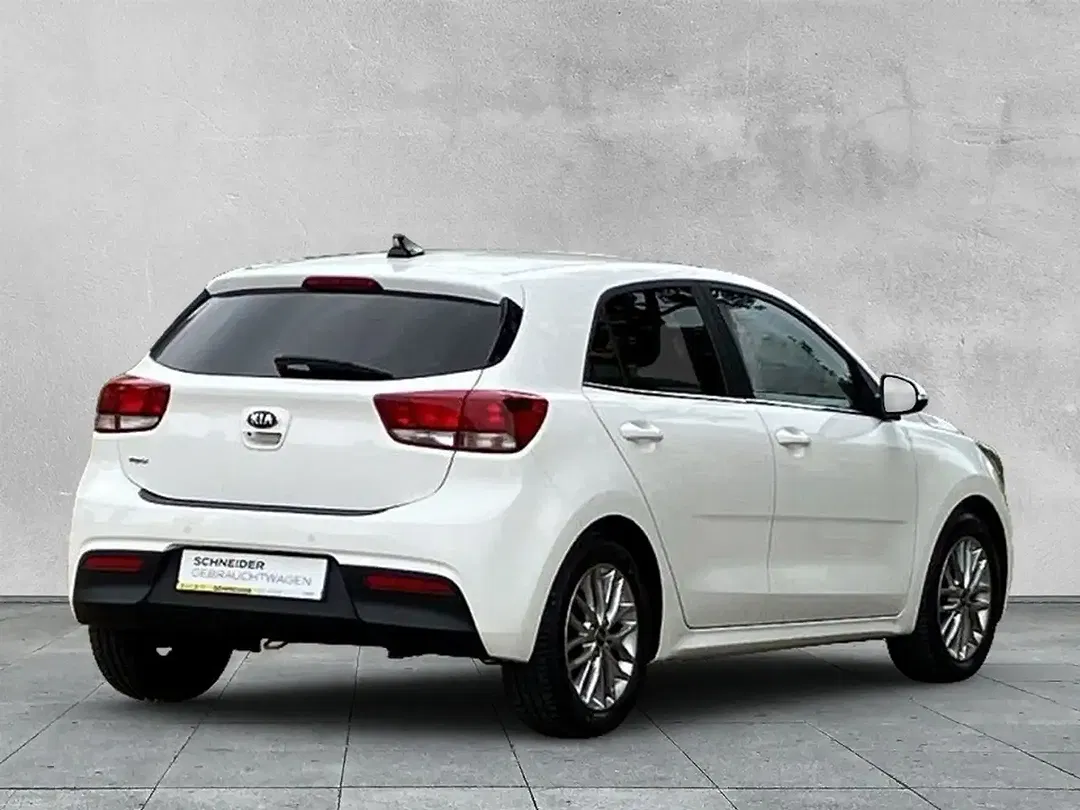 Kia Rio - Thumbnail 5