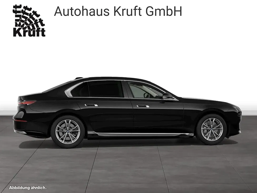BMW i7 - Thumbnail 9