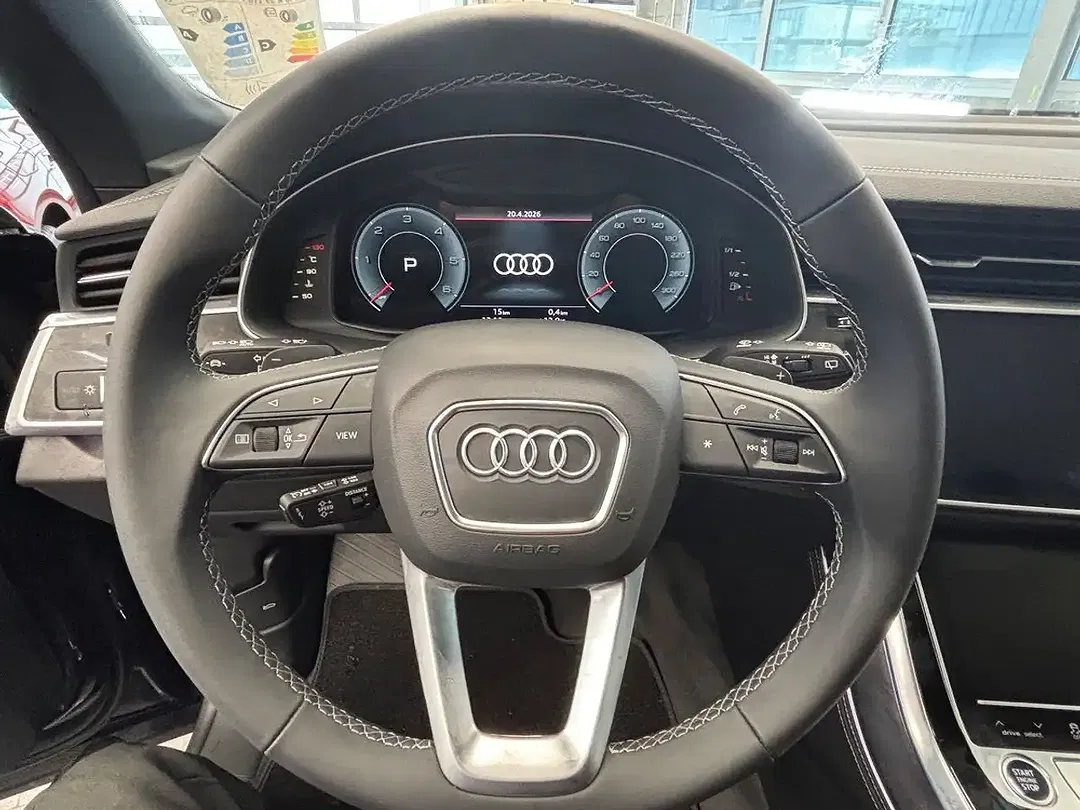 Audi Q8 - Thumbnail 10