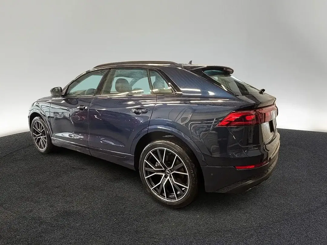 Audi Q8 - Thumbnail 3