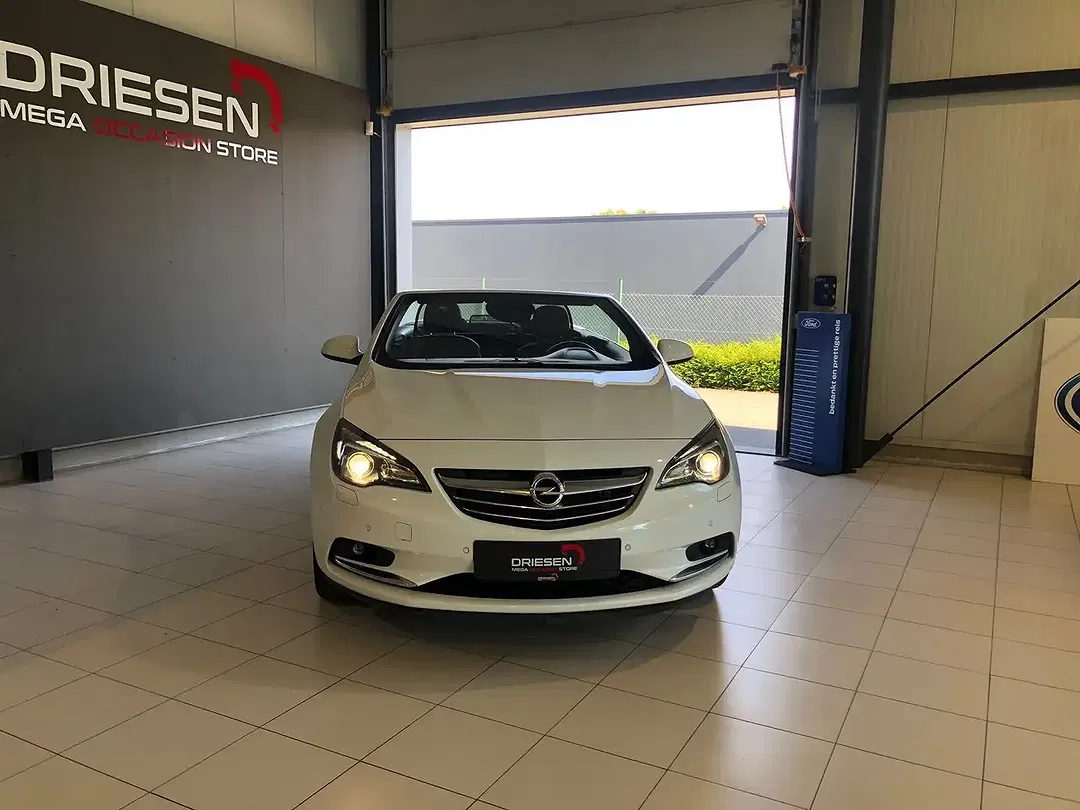 Opel Cascada - Thumbnail 3