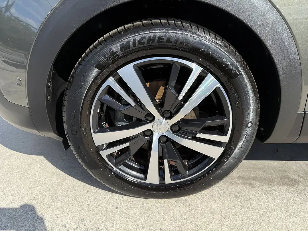 Peugeot 5008 - Thumbnail 11
