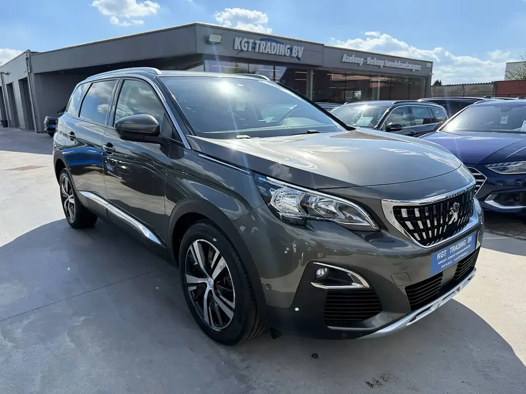 Peugeot 5008 - Thumbnail 3