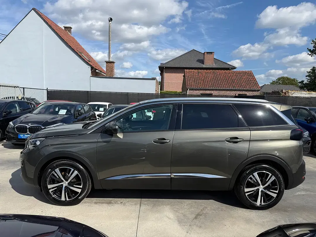 Peugeot 5008 - Thumbnail 8