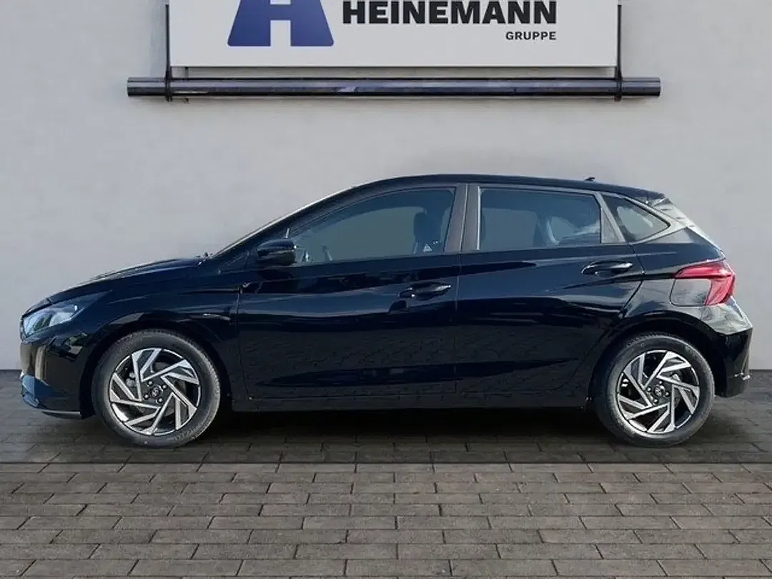 Hyundai i20 - Thumbnail 2