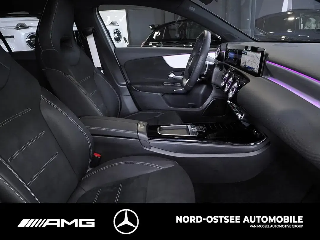Mercedes-Benz A 200 - Thumbnail 11