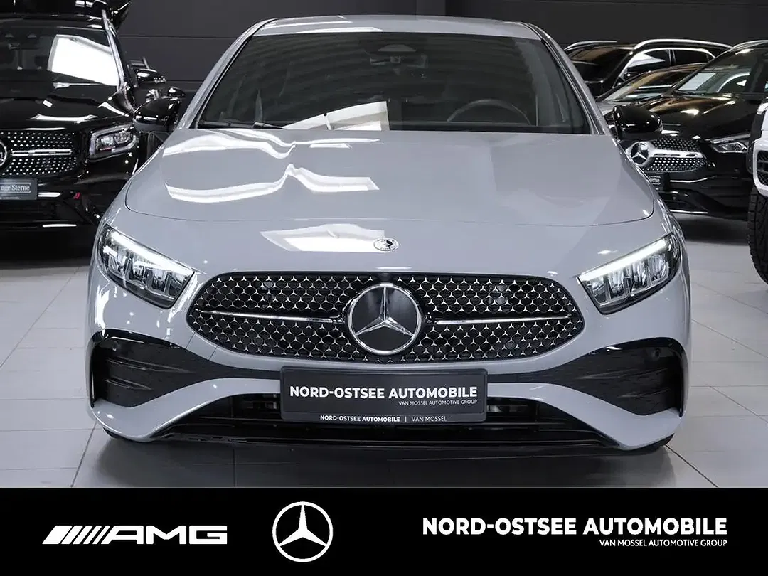 Mercedes-Benz A 200 - Thumbnail 2