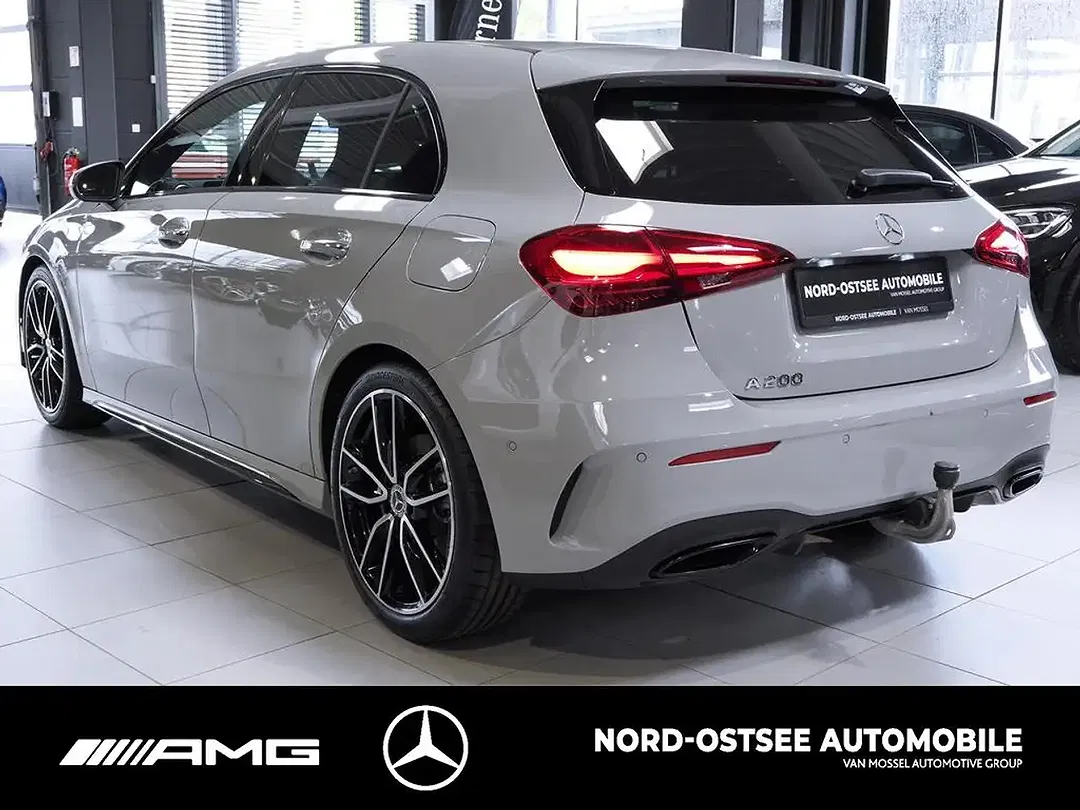 Mercedes-Benz A 200 - Thumbnail 4