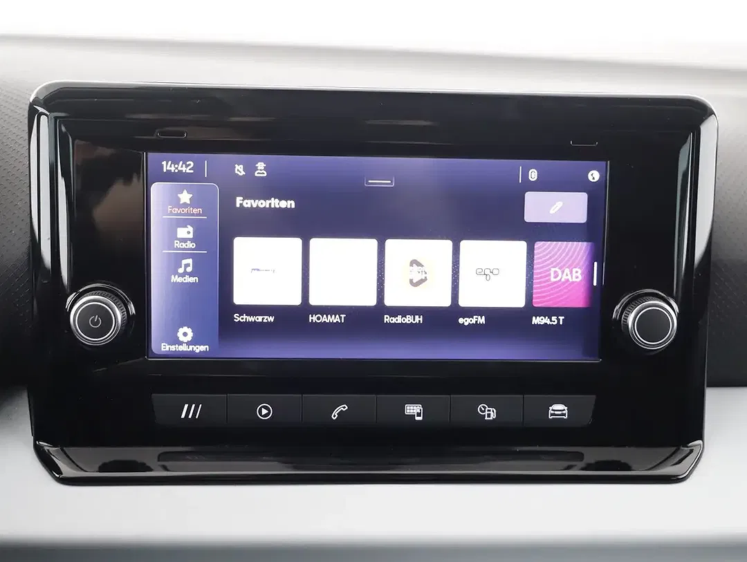 SEAT Arona - Thumbnail 10