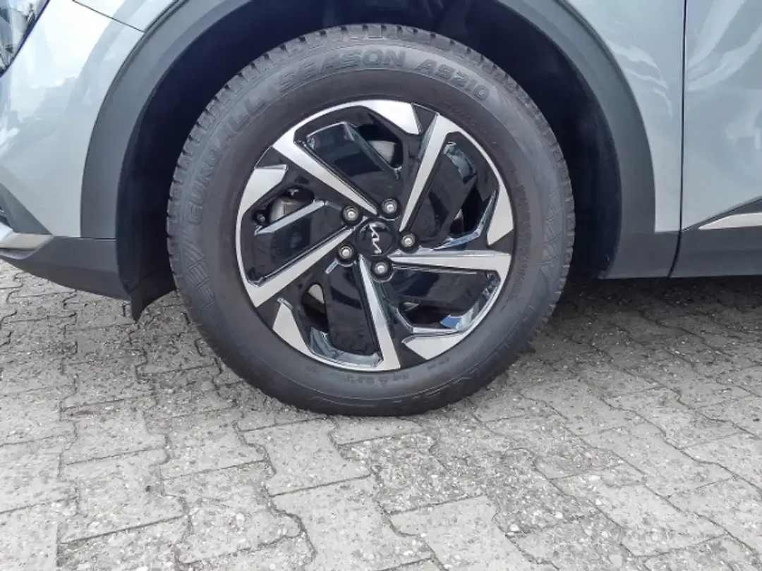 Kia Sportage - Thumbnail 3