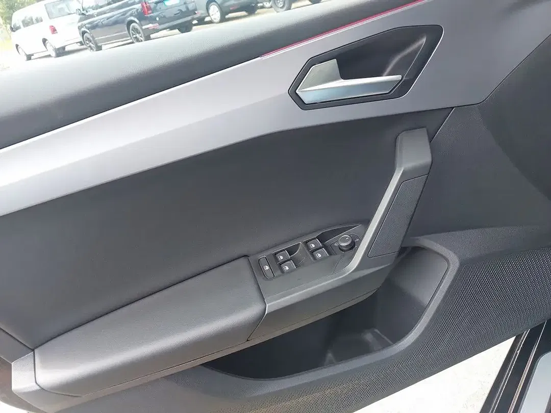 SEAT Leon - Thumbnail 13