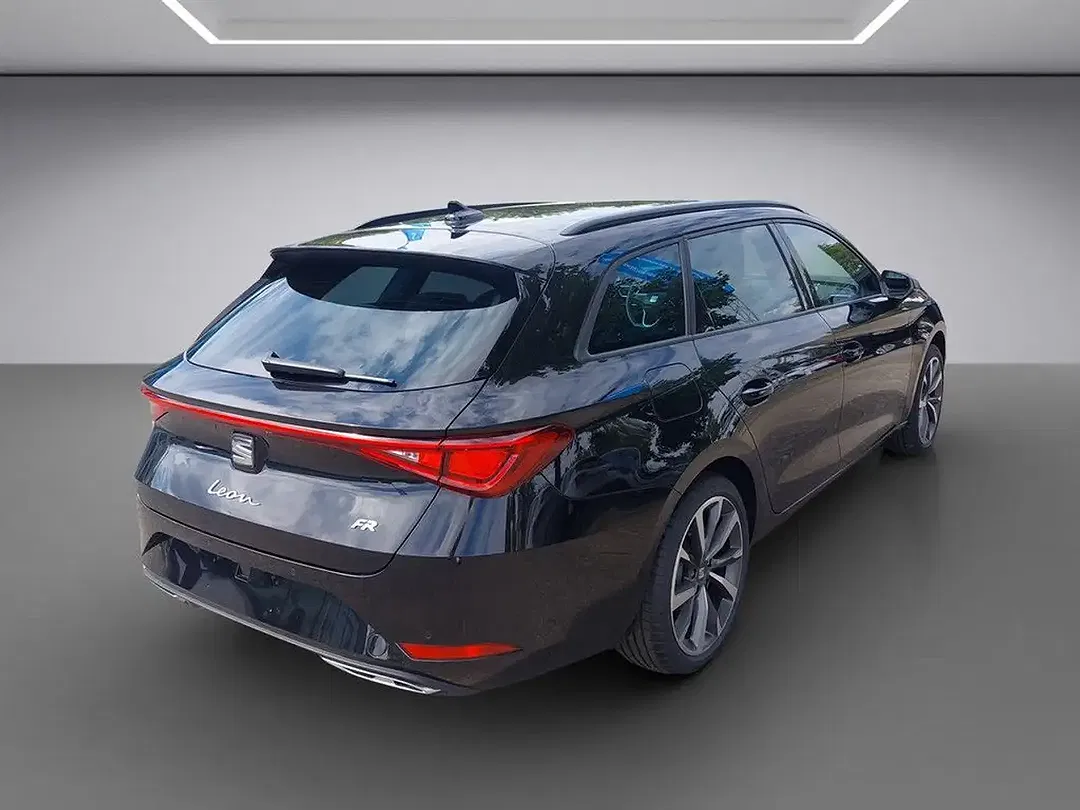 SEAT Leon - Thumbnail 5