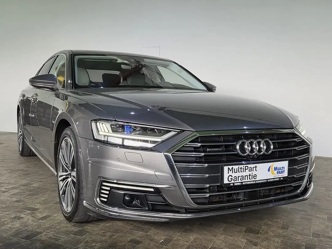 Audi A8 - Thumbnail 11