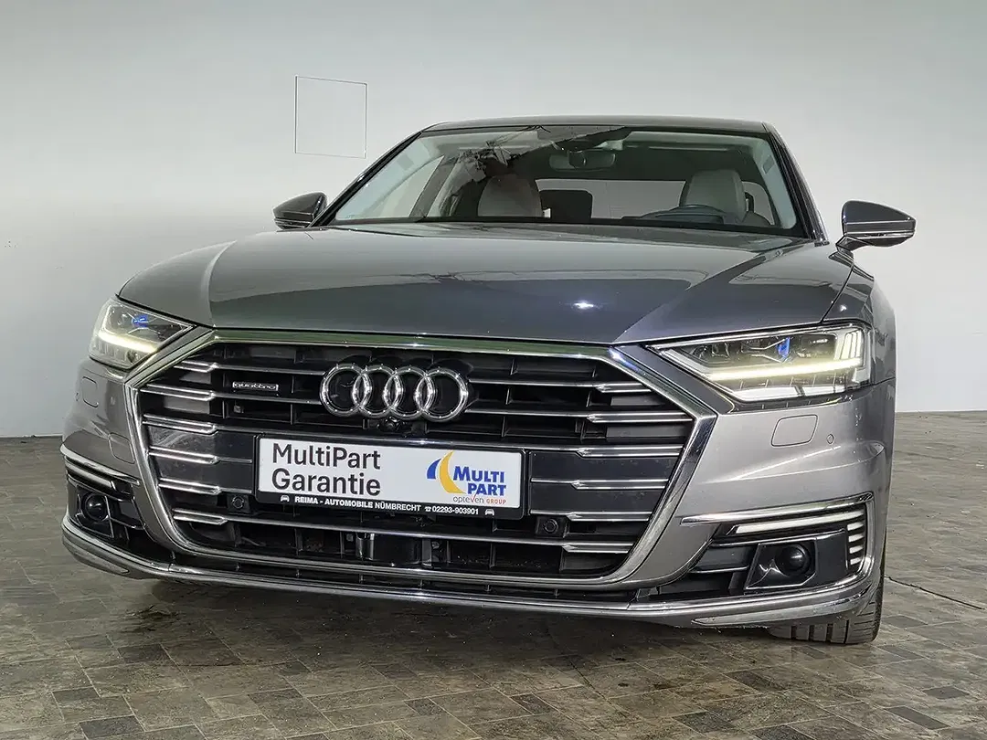Audi A8 - Thumbnail 6