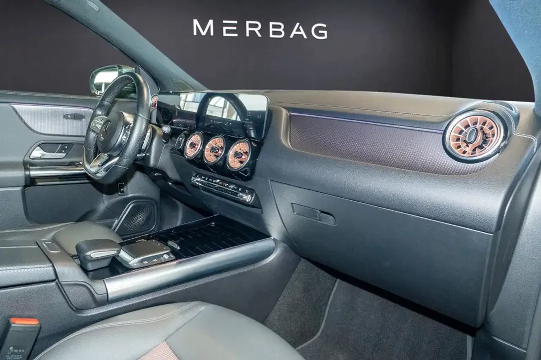 Mercedes-Benz EQA 250 - Thumbnail 10