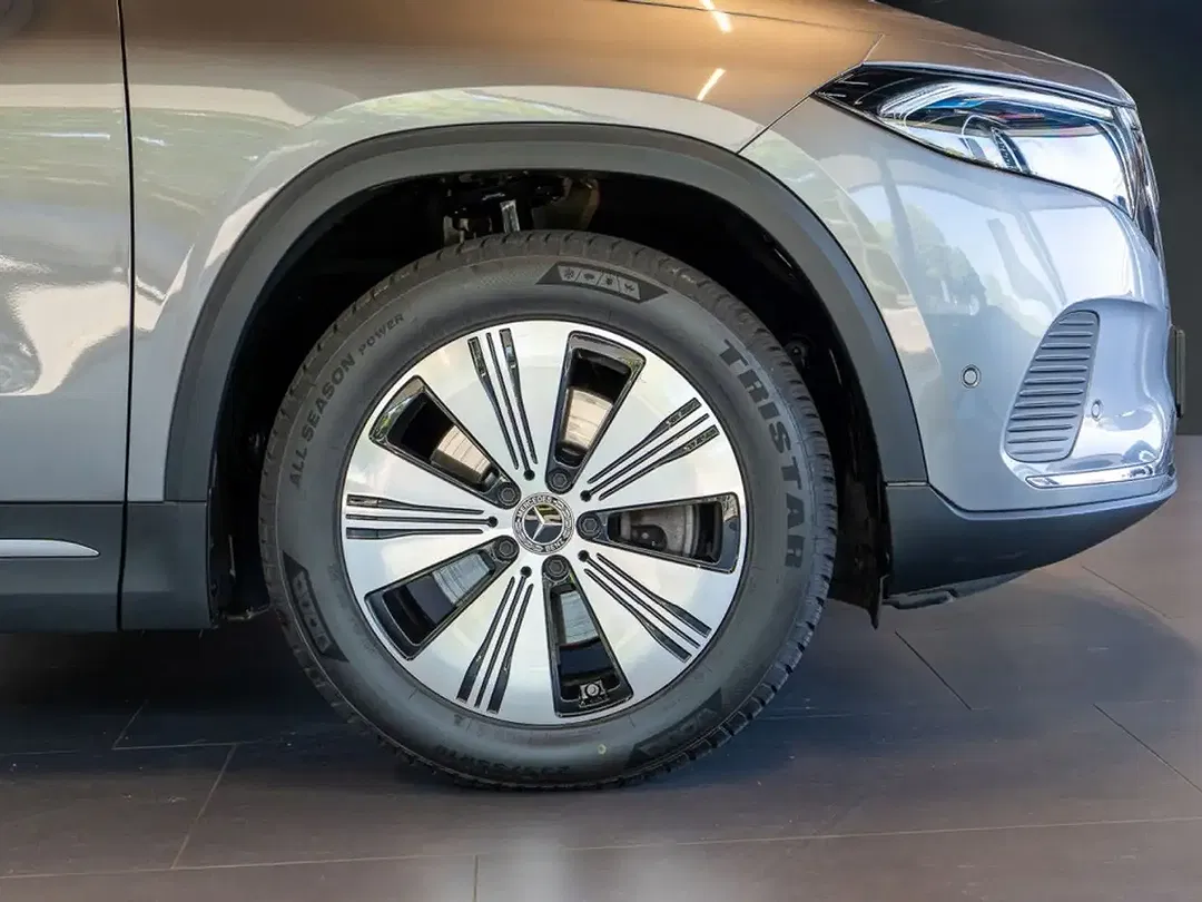 Mercedes-Benz EQA 250 - Thumbnail 5